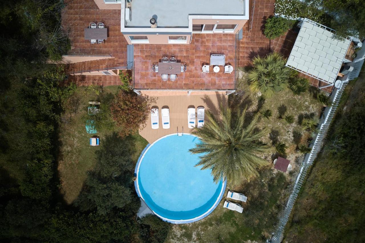 Seafront Villa Longobardi Chania  Exterior photo