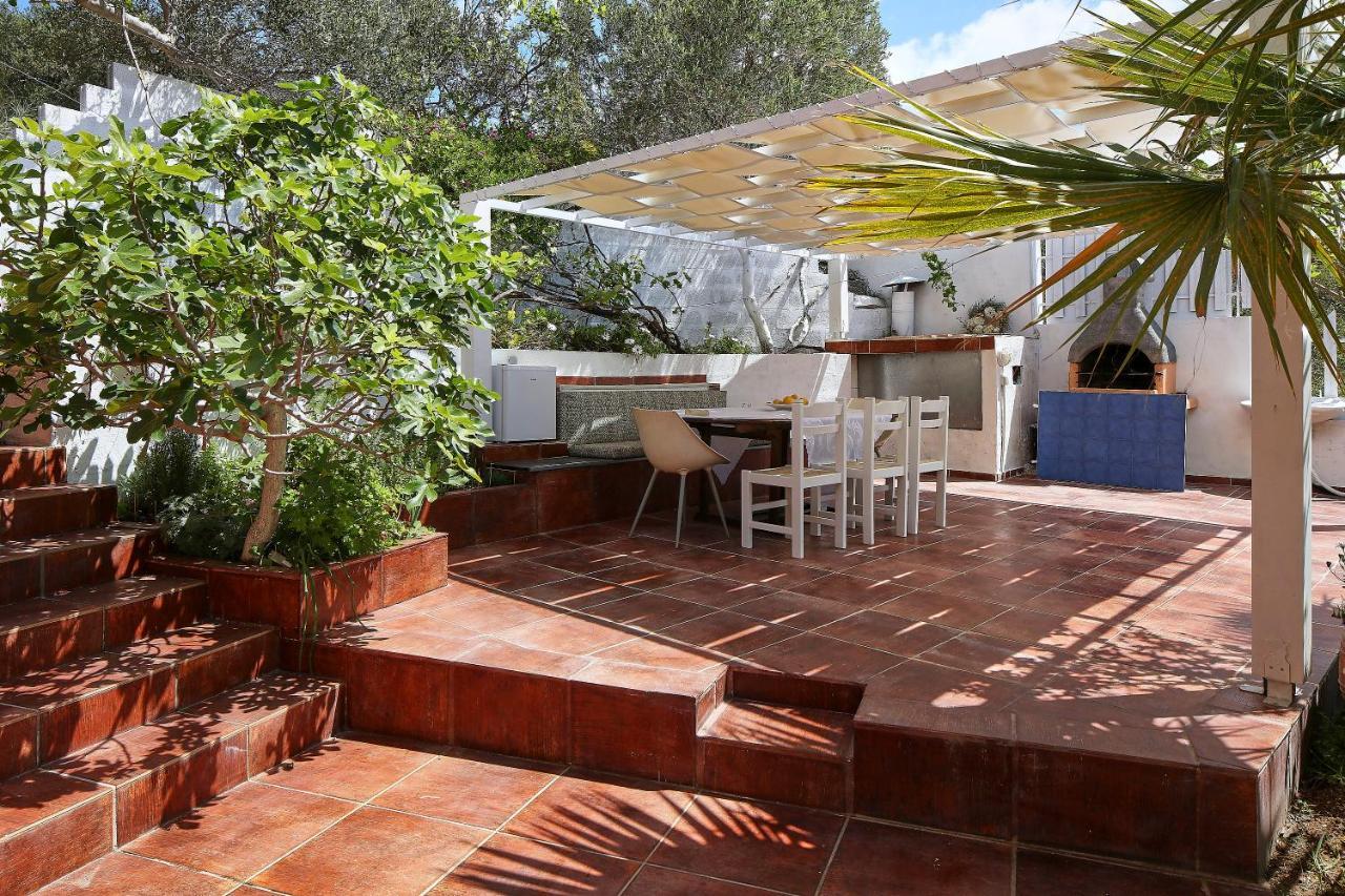 Seafront Villa Longobardi Chania  Exterior photo