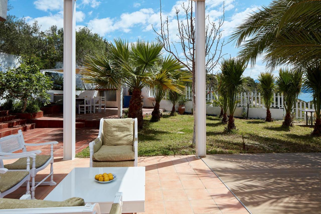 Seafront Villa Longobardi Chania  Exterior photo